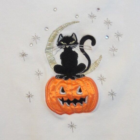 Cat Halloween embroidered T-shirt small (6-8) - Picture 2 of 4